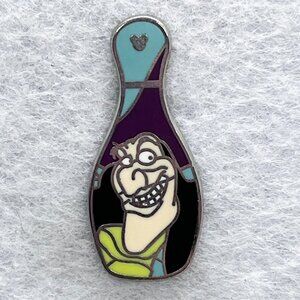 🔮 5/$25 Disney Villains Bowling Pin Peter Pan Captain‎ Hook Pin